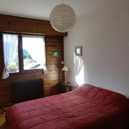 Apartment 2 Pieces Pour 6 Personnes, Cabine, Parking, Au Coeur Du Village, Proche Des Pistes - Fr-1-572-166 Araches-la-Frasse
